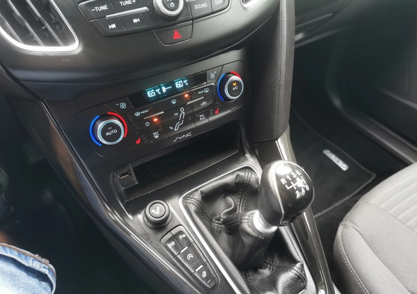 Ford Focus cena 34900 przebieg: 171783, rok produkcji 2015 z Kowalewo Pomorskie małe 407